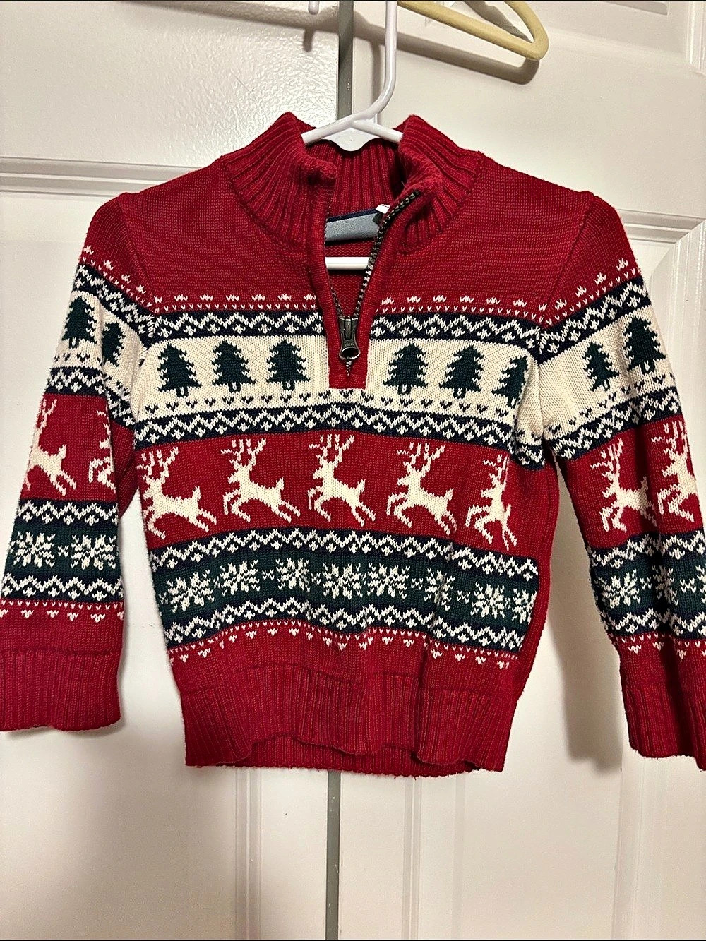 The Children's Place Boys 2T Fair Isle Reindeer Sweater Like New